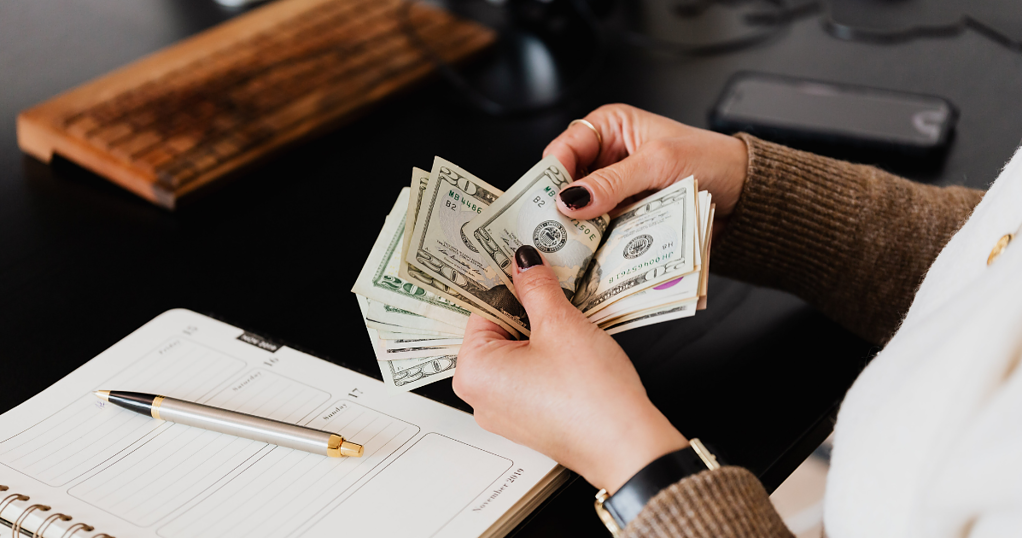 Financial rewards for motivation