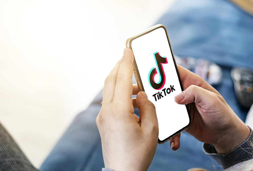 TikTok marketing for dentists